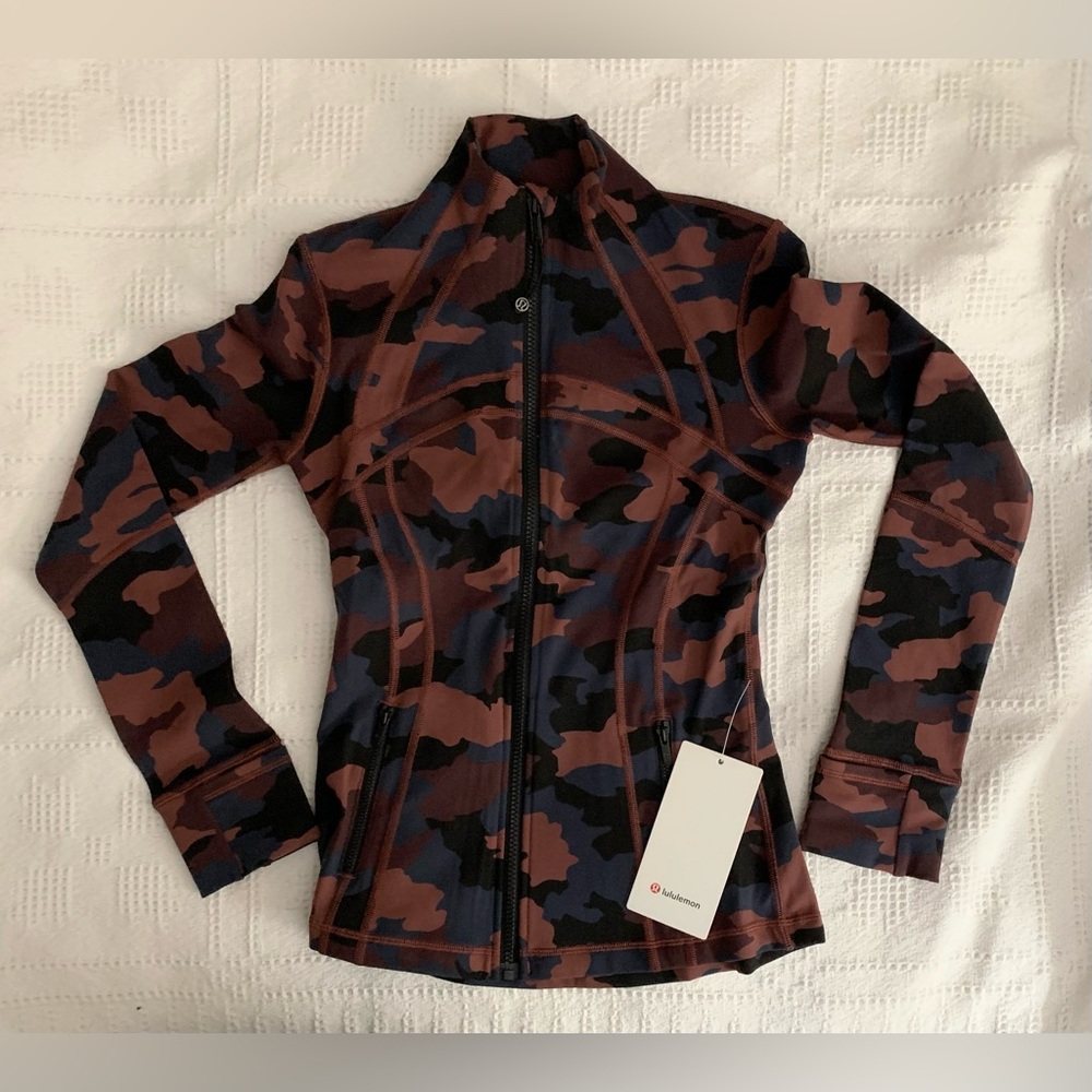 New w/ tags Lululemon Define Jacket powered by Luon™ fabric Smoky Red Night Sea